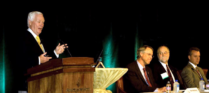 Howard Stevens speaking at the National Sales Leadership Conference in 2008.